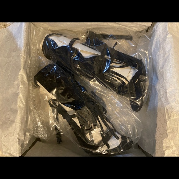 Black Gucci Suede Fringe Heels - Picture 4 of 6